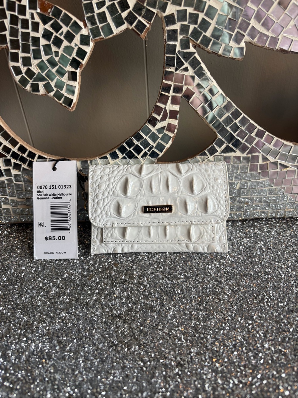 ⭐️Brahmin Ricki Sea Salt White Melbourne Wallet